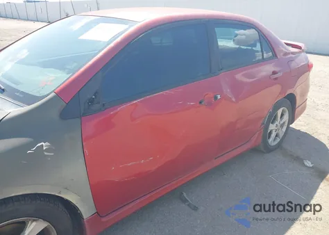 2011 Toyota Corolla S z USA, uszkodzony, nr VIN 2T1BU4EE2BC624917